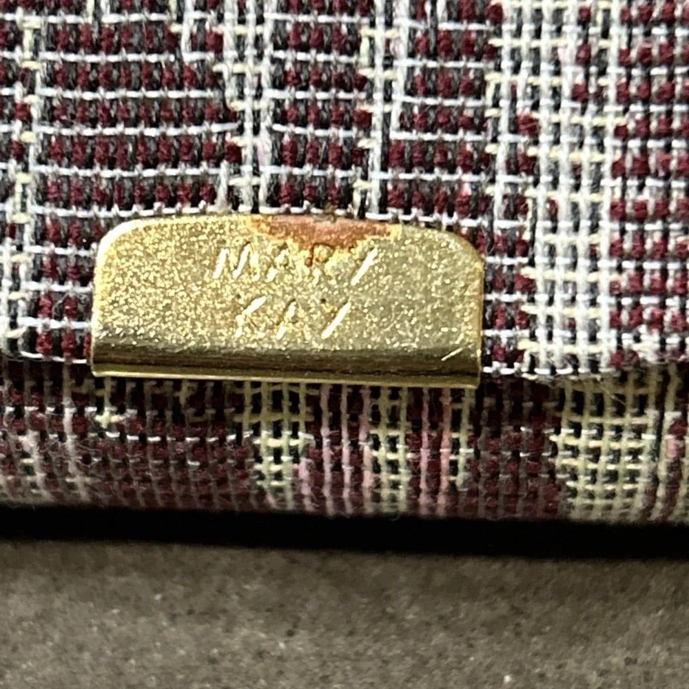 VTG Mary Kay Tapestry Lipstick Holder Hard Case Snap Closure Carpet Bag Style
